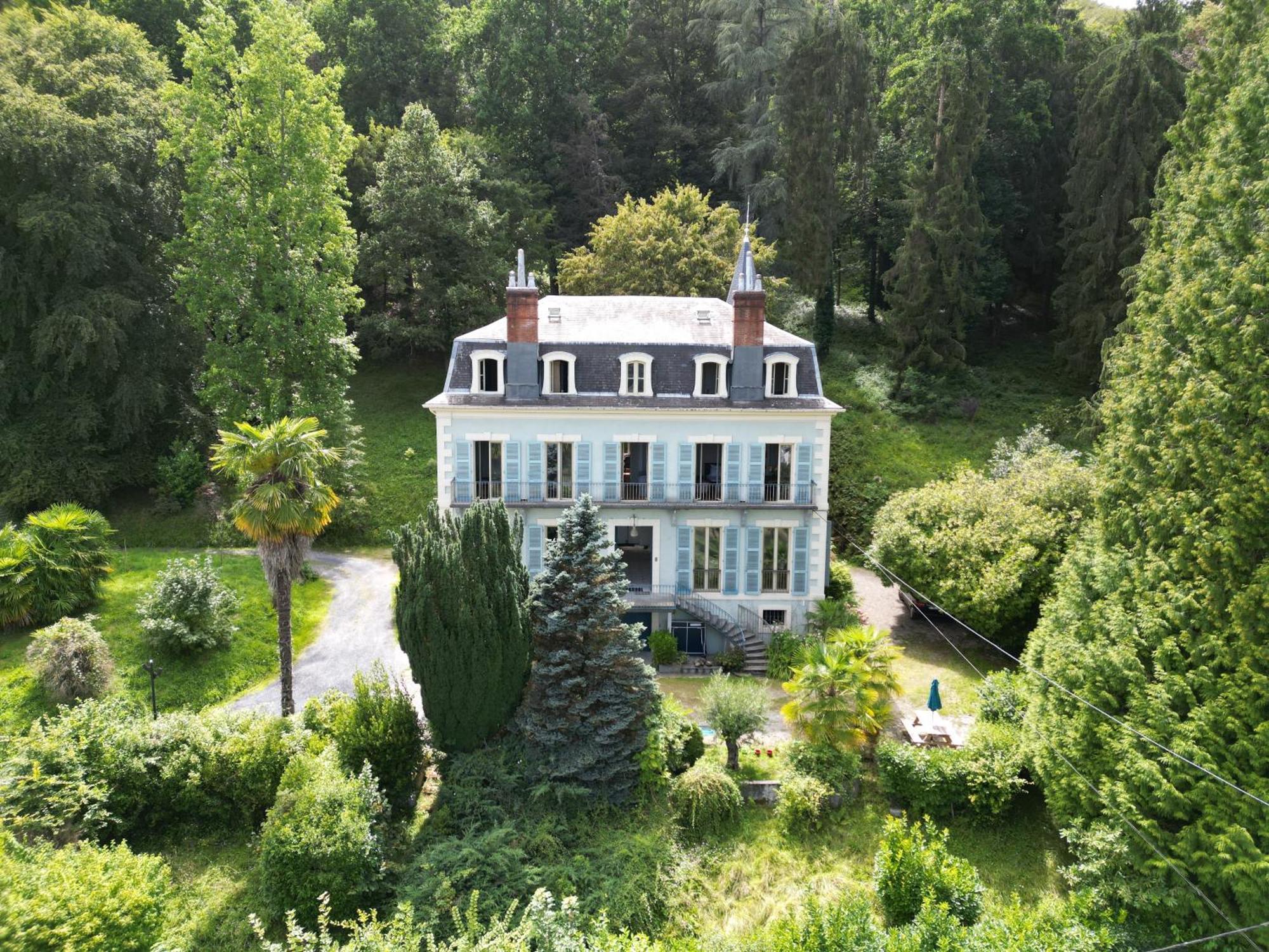 Villa Morton - Domaine Du Grand Tourmalet Pic Du Midi Bagnères-de-Bigorre Buitenkant foto